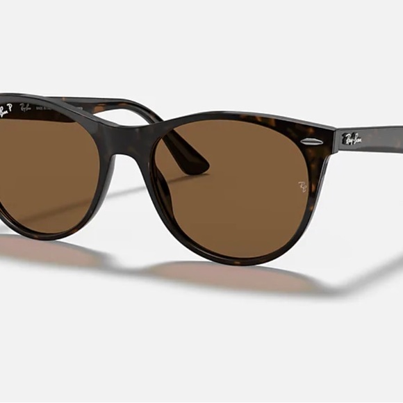 Ray Ban Polarized Wayfarer ll - Picture 3 of 3